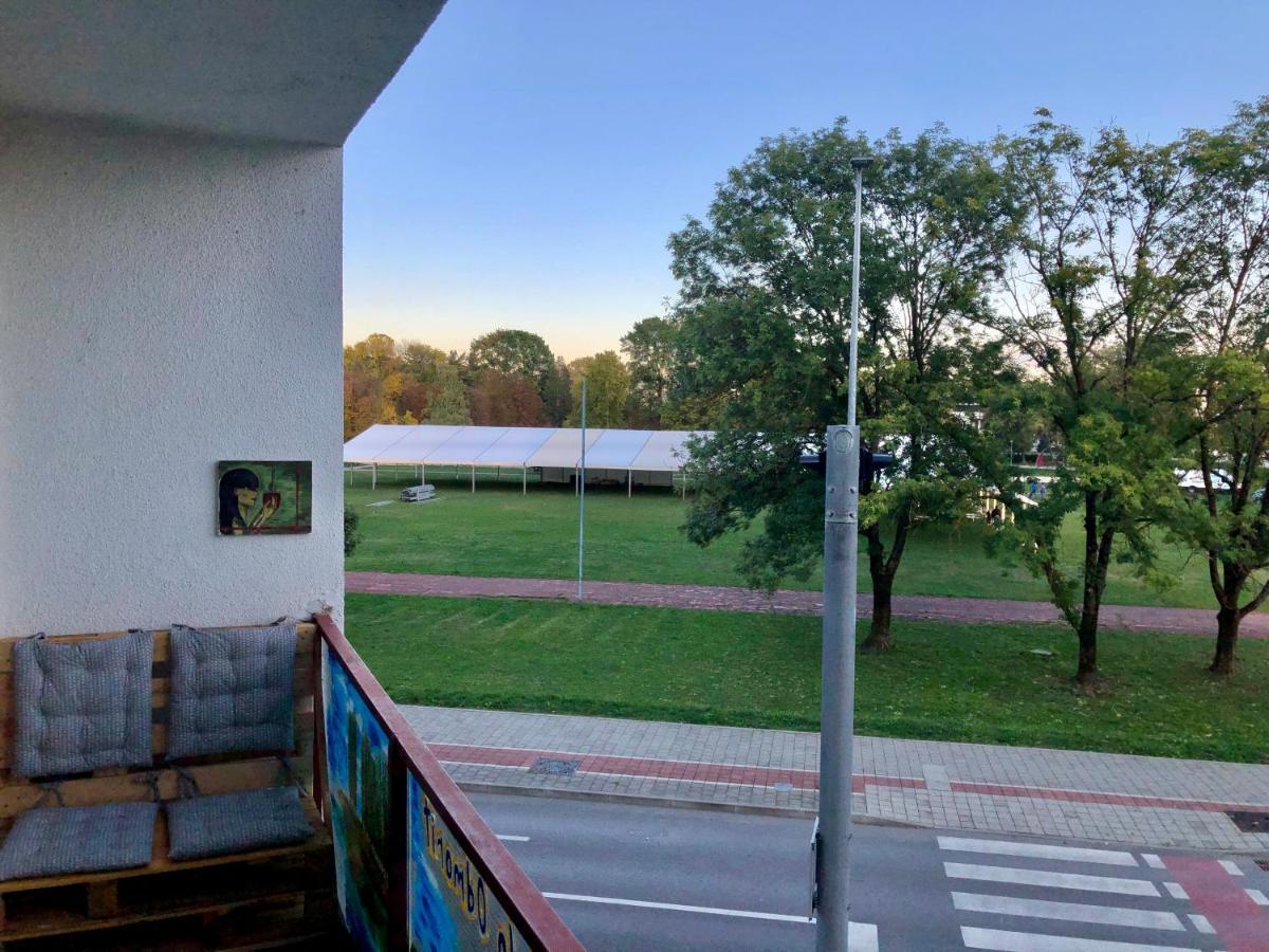 Treba Malo Odmorit - Self Check-In Option, Family Room, Ps4 Pro, Free Parking Karlovac Eksteriør billede