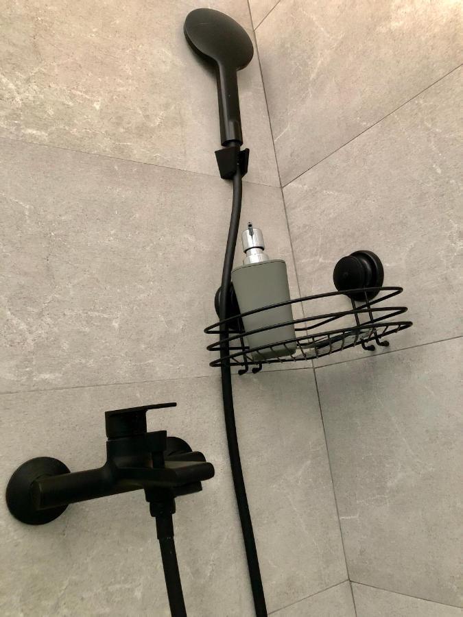 Treba Malo Odmorit - Self Check-In Option, Family Room, Ps4 Pro, Free Parking Karlovac Eksteriør billede